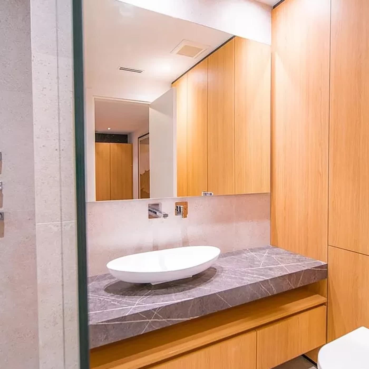 Craft detail — Sabal Luxury Builder 15