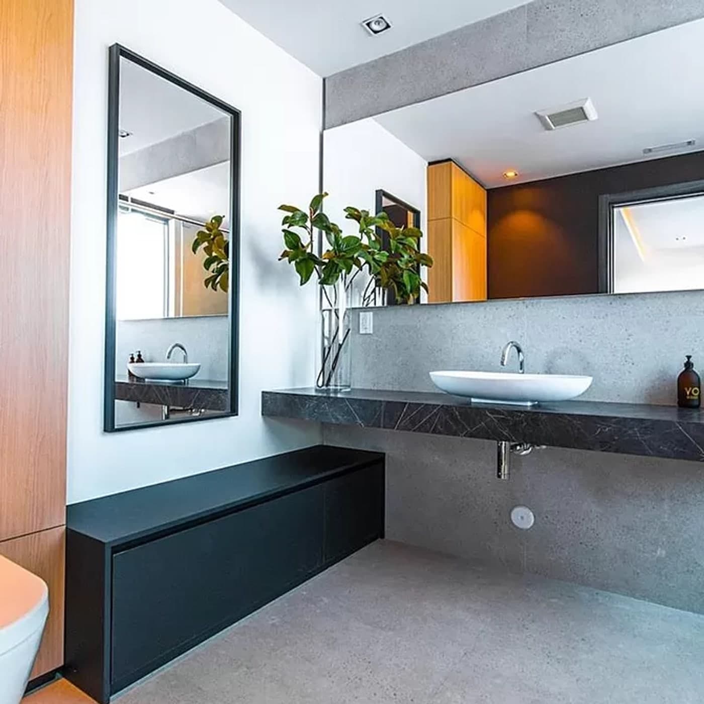 Craft detail — Sabal Luxury Builder 16